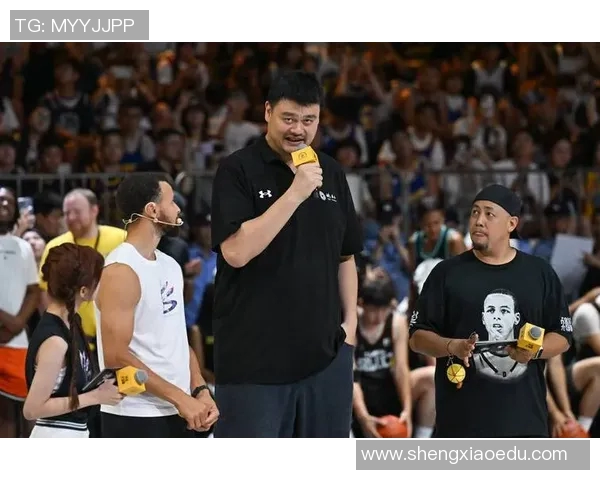 姚明篮球拉杆技术解析与职业生涯的精彩瞬间回顾