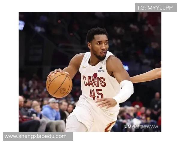 爵士主场大胜太阳,米切尔展现超凡得分 爵士主场大胜太阳,米切尔展现超凡得分