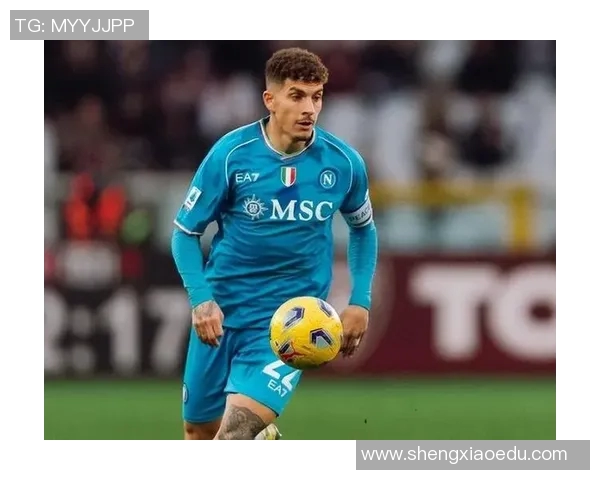 那不勒斯客场3-0大胜佛罗伦萨,加利亚尼进球因西涅染红,意甲榜首位置坚挺 那不勒斯客场3-0大胜佛罗伦萨,加利亚尼进球因西涅染红,意甲榜首位置坚挺