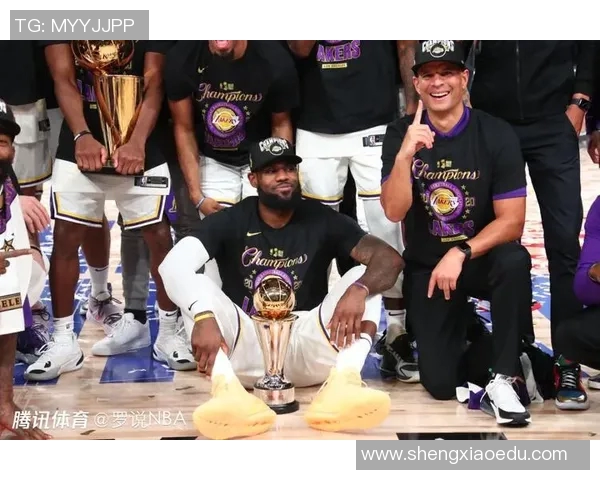 超级球星詹姆斯再度带领湖人逆转胜,挺进总决赛! 超级球星詹姆斯再度带领湖人逆转胜,挺进总决赛!